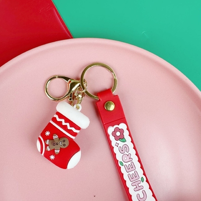 ভালো দাম সুন্দর ক্রিসমাস সিলিকন ব্যাগ দুল Keychain নরম Kawaii গাড়ী Keychain Charms মহিলাদের জন্য পুরুষদের ক্রিসমাস জন্মদিন শিশুর উপহার অনলাইন