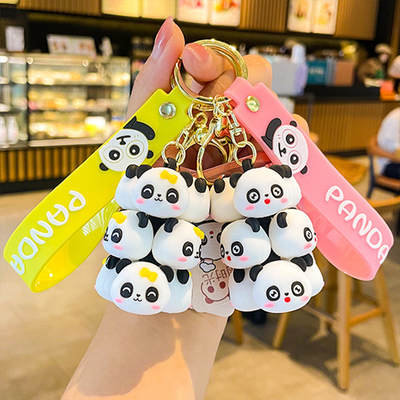 ভালো দাম 2 পিসি কালো সাদা পান্ডা এবং গোলাপী শূকর Keychain Charms For Women Kids Kawaii Backpack Accessories অনলাইন